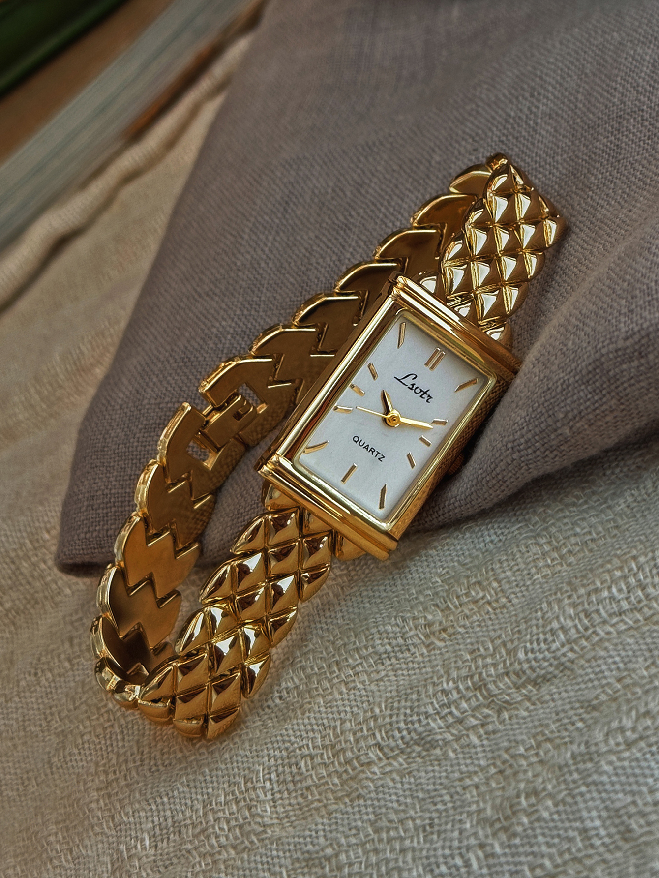 1 New Gold-Colored French High - Luxury Watch Life reseña y precio