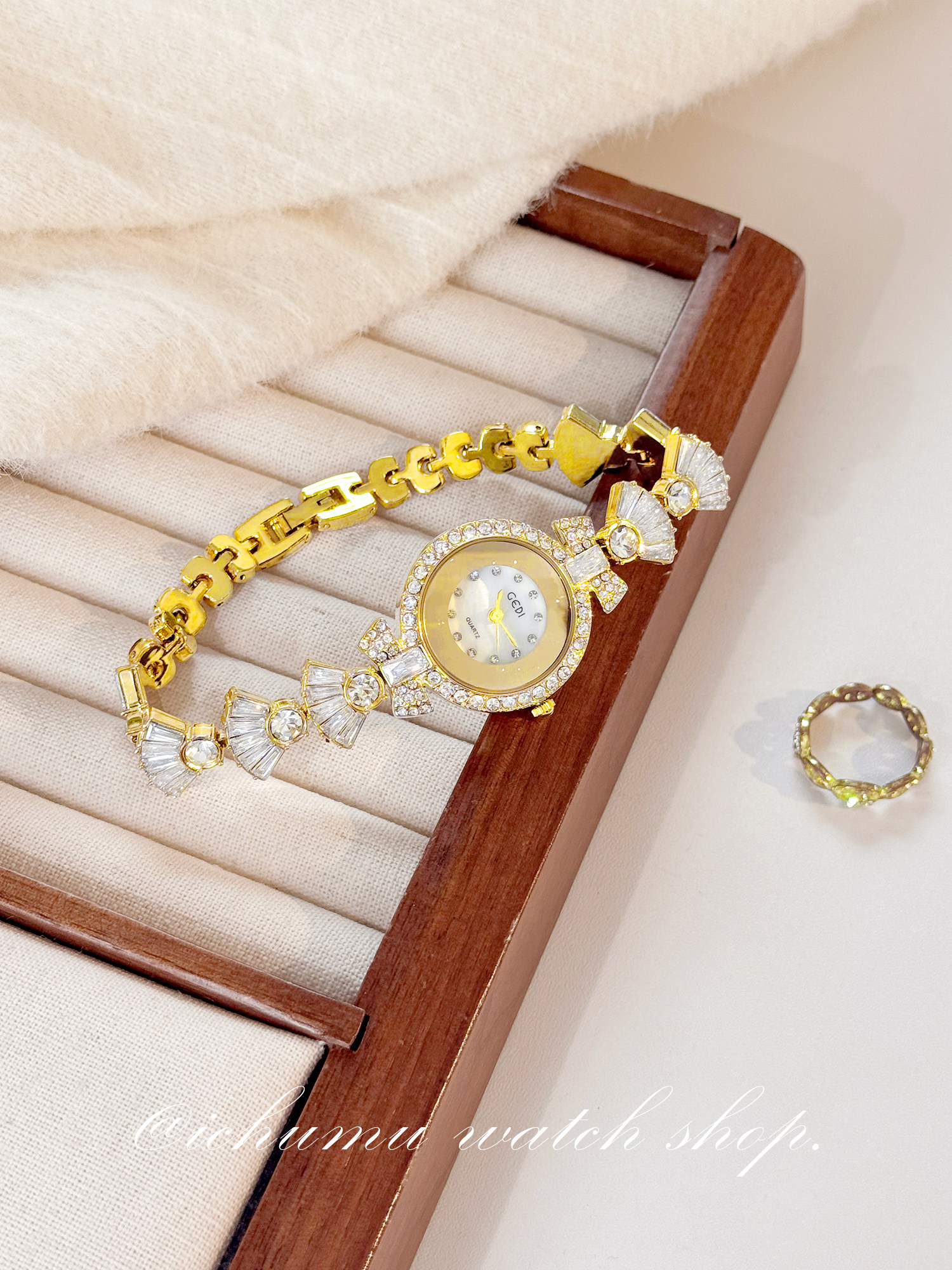 Mermaid Women's Watch Light Lu - Luxury Watch In Usa reseña y precio