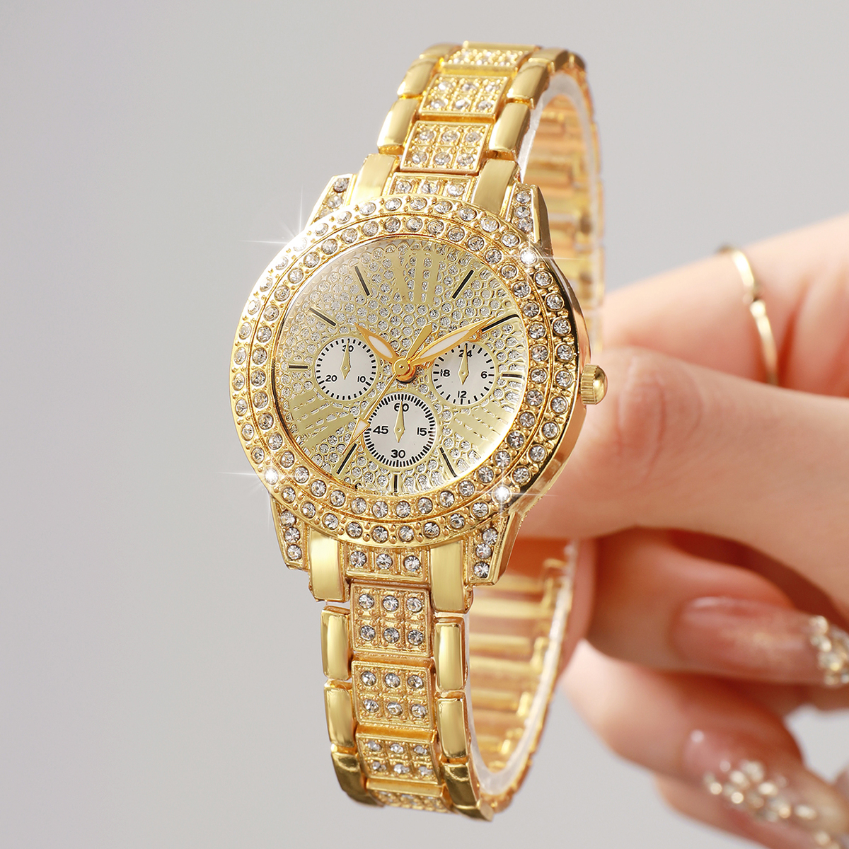 Fashion Decorative Three-eyes  - Luxury Watch Organizer reseña y precio